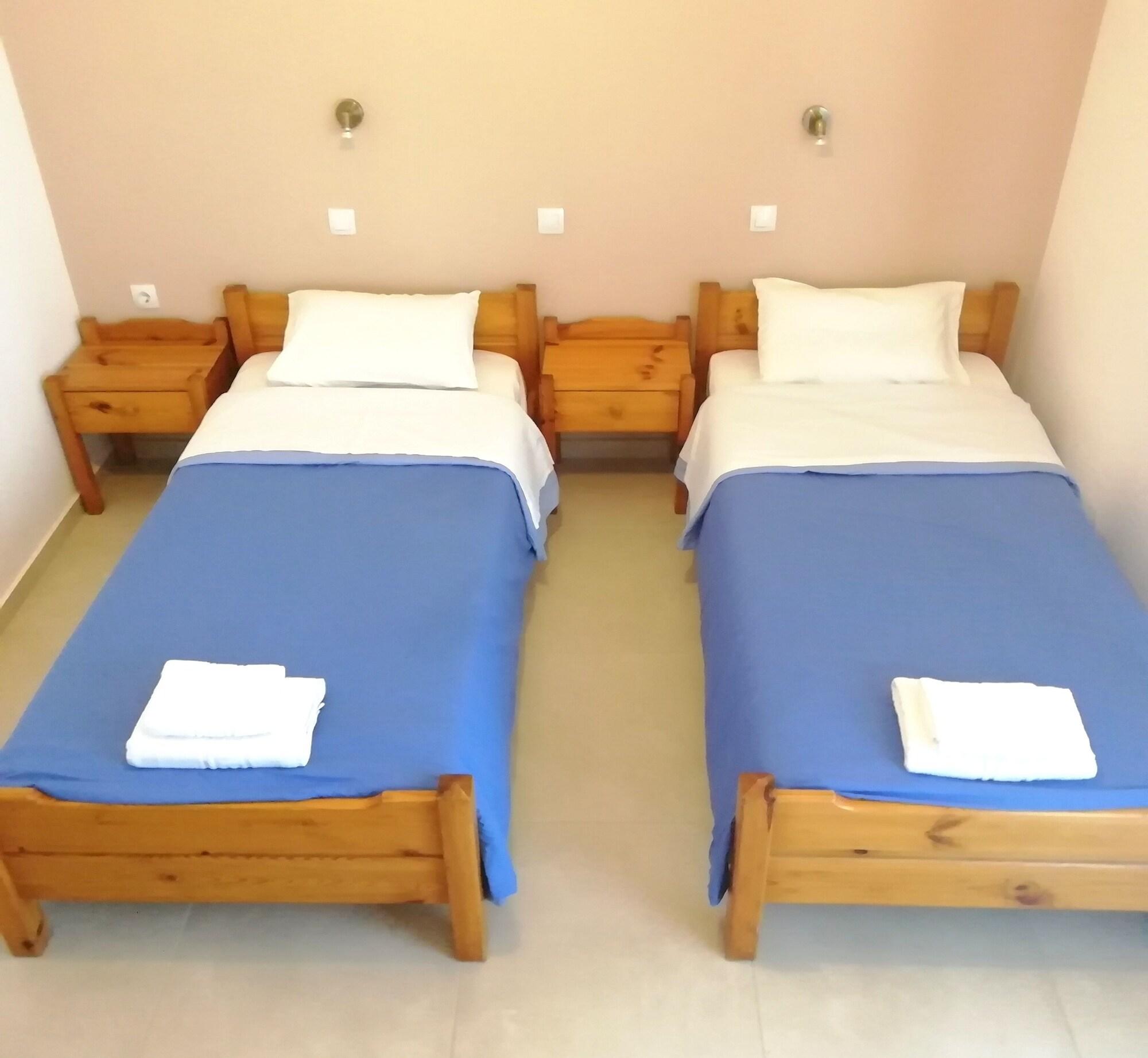 Hotel Thisvi Stalís Ngoại thất bức ảnh