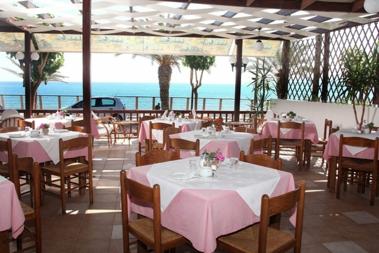 Hotel Thisvi Stalís Ngoại thất bức ảnh